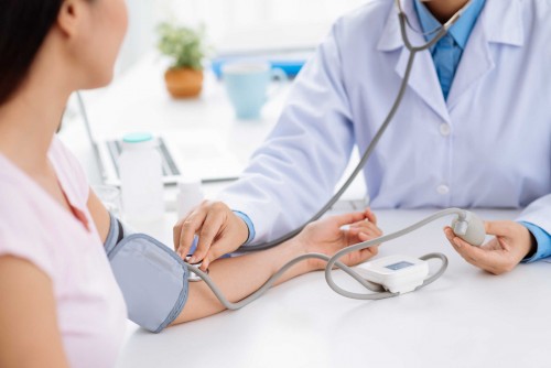 Bệnh cao huyết áp không nên ăn gì Bệnh cao huyết áp không nên ăn gì
