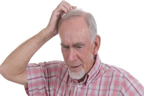 Người bị suy giảm trí nhớ thường khó nhớ chỗ cất các đồ vật dù rất quen thuộc