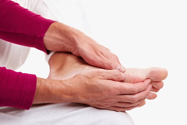 Làm gì khi chân bị mỏi? 1