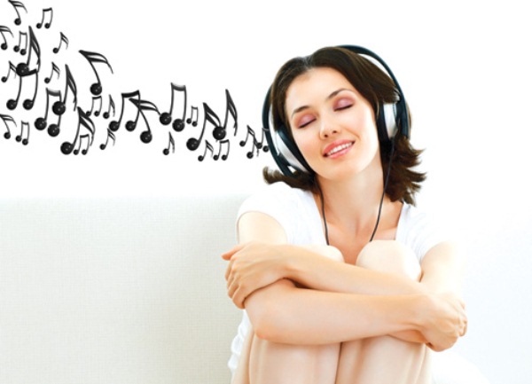 nghe nhạc thư giãn giúp cải thiện trí nhớ suy giảm