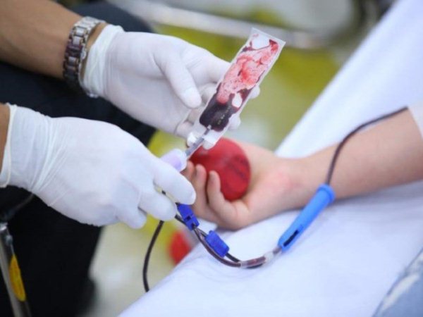 Những người bị thiếu máu não có nên hiến máu không?