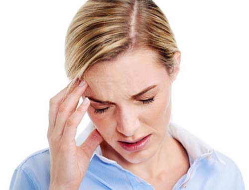Người bị đau đầu thường xuyên dễ dẫn đến bệnh rối loạn vận mạch