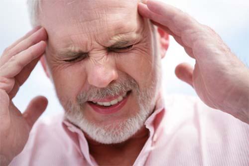 Vì sao đau đầu thường xuyên dễ bị rối loạn vận mạch?